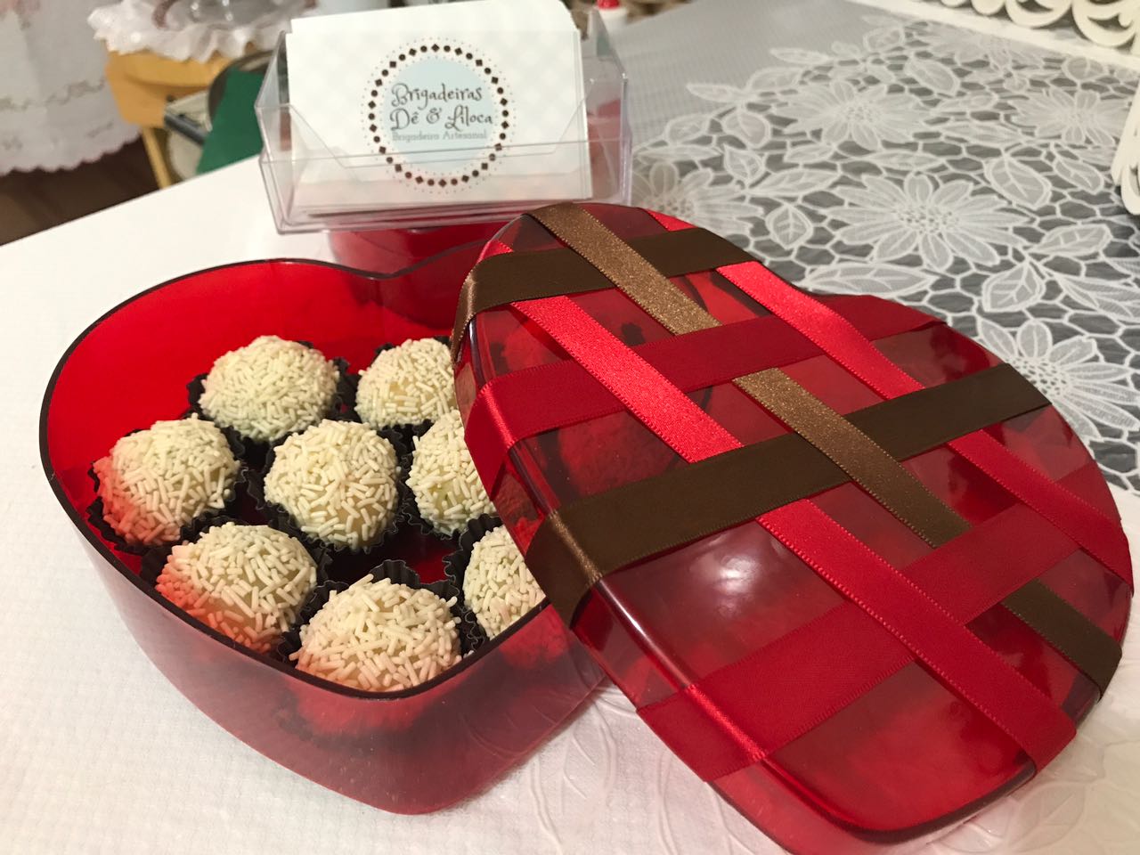 Caixa de brigadeiros para dia dos namorados
